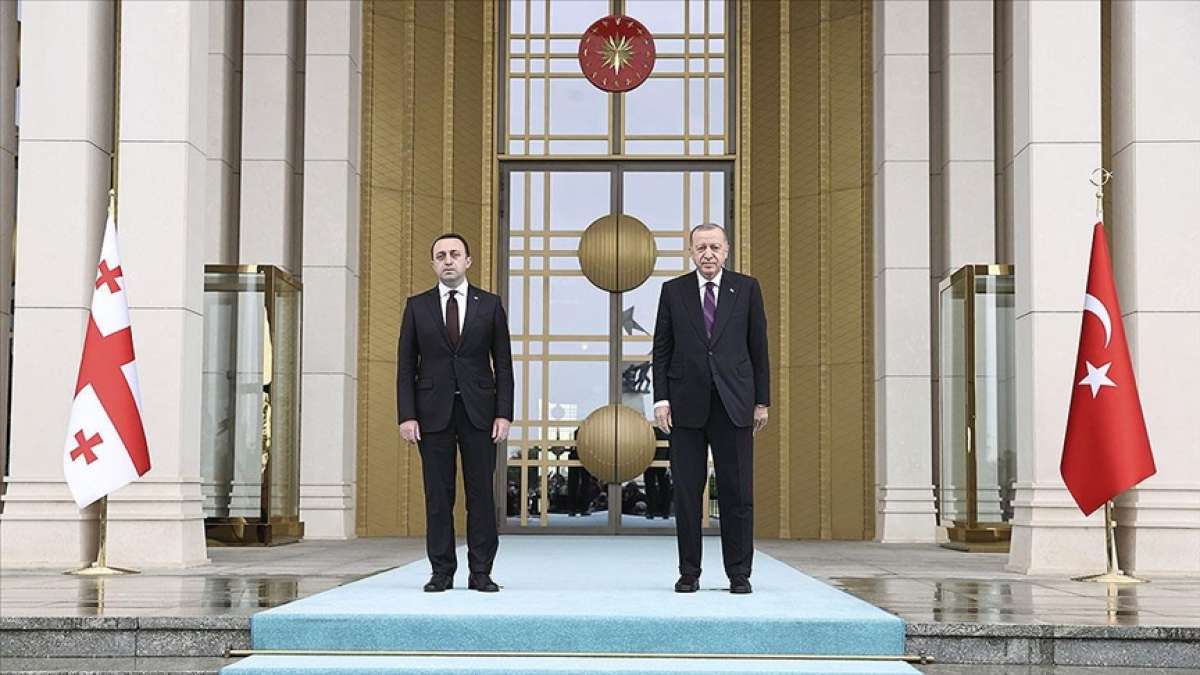 Cumhurbaşkanı Erdoğan, Gürcistan Başbakanı Garibashvili'yi resmi törenle karşıladı
