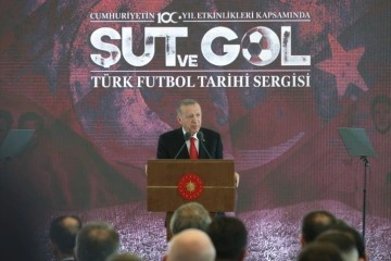 Cumhurbaşkanı Erdoğan 'Şut ve Gol: Türk Futbol Tarihi' sergisinin açılışını yaptı