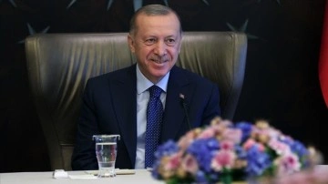 Cumhurbaşkanı Erdoğan'dan son 40 günde hayata geçirilen projelere ilişkin paylaşım