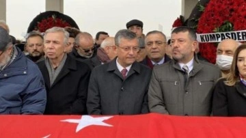 Darbeci Vural Avar&rsquo;ı 'aklama' yarışı: Cenazesini CHP'liler kaldırdı