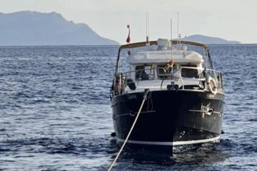 Datça açıklarında sürüklenen tekne kurtarıldı