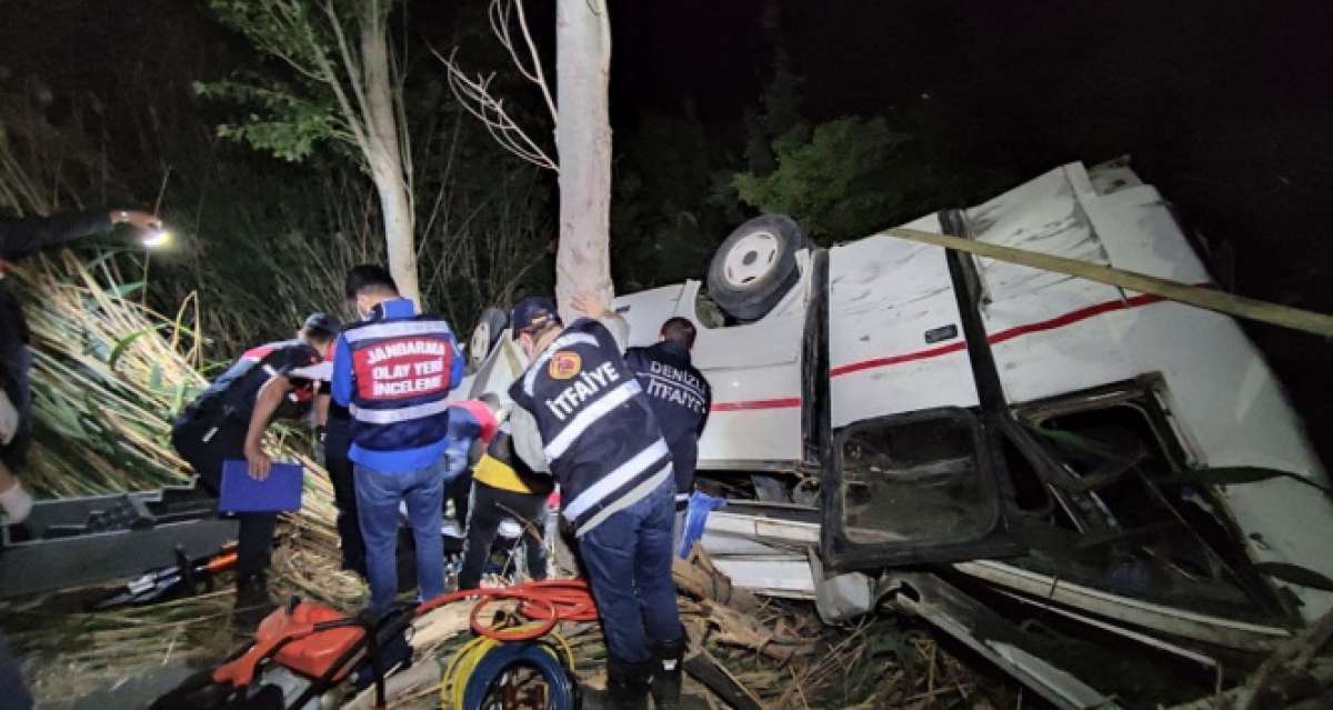 Denizli'de feci kaza: 3 ölü, 5 yaralı