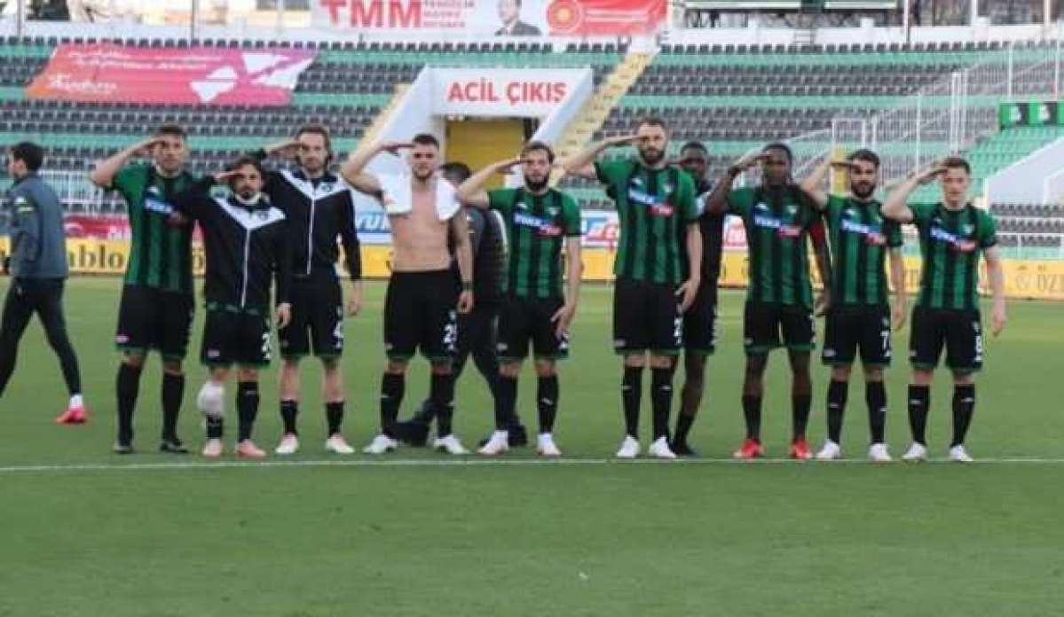 Denizlispor'da 6 futbolcu kaldı