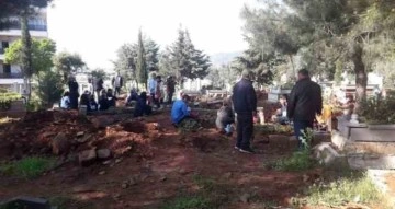 Deprem b&ouml;lgesinde en acı bayram