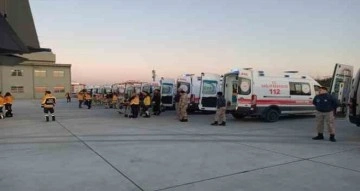 Deprem bölgesinden 10 yaralı depremzede daha İstanbul’a getirildi
