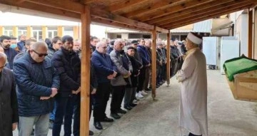 Depremde hayatını kaybeden öğretmen Karabük’te defnedildi