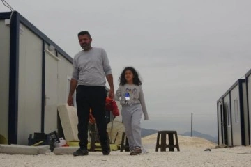 Depremin acı hikayeleri &ccedil;ıkmaya devam ediyor