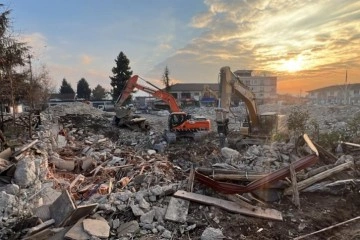 Depremin ardından kentsel d&ouml;n&uuml;ş&uuml;m &ccedil;alışmaları başladı