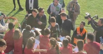 Depremzede çocuklar, Ümraniyespor - Beşiktaş maçında ağırlandı