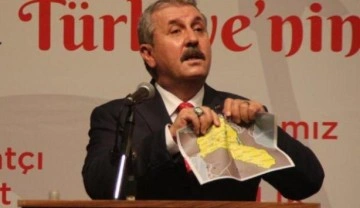 Destici sözde Kürdistan haritasını yırttı: Sizin rüyalarınızı kabusa çeviririz