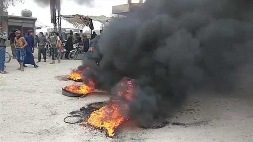 Deyrizorlu Araplar terör örgütü YPG/PKK'ya karşı protestolarını sürdürüyor