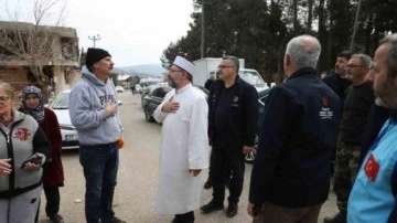 Diyanet İşleri Başkanı Erbaş, Gaziantep Nurdağı'nda konteyner kenti ziyaret etti