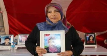 Diyarbakır annelerinden Hatice Levent: 'Oralar senin yerin değil çık gel'