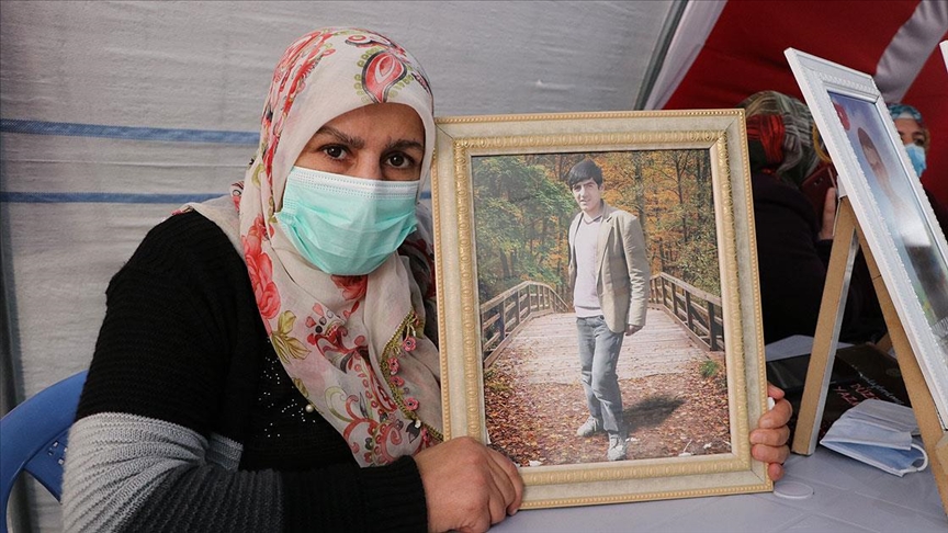 Diyarbakır annelerinden Salim: O yol sizin yolunuz değil çık gel oğlum