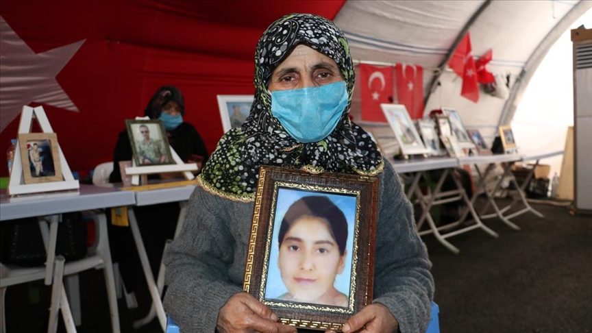 Diyarbakır annesi Esmer Koç: Evlatlarımızı istiyoruz, artık yeter