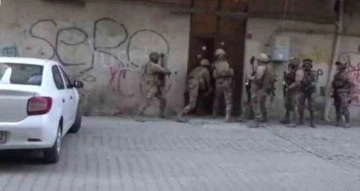 Diyarbakır merkezli terör örgütü DEAŞ operasyonunda 13 tutuklama