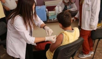 Diyarbakır'da 12 yaş ve üstü öğrencilere yönelik aşı seferberliği başlatıldı