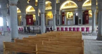 Diyarbakır’da 7 yıldır kapalı olan Ermeni Kilisesi, ibadete açılması için gün sayıyor