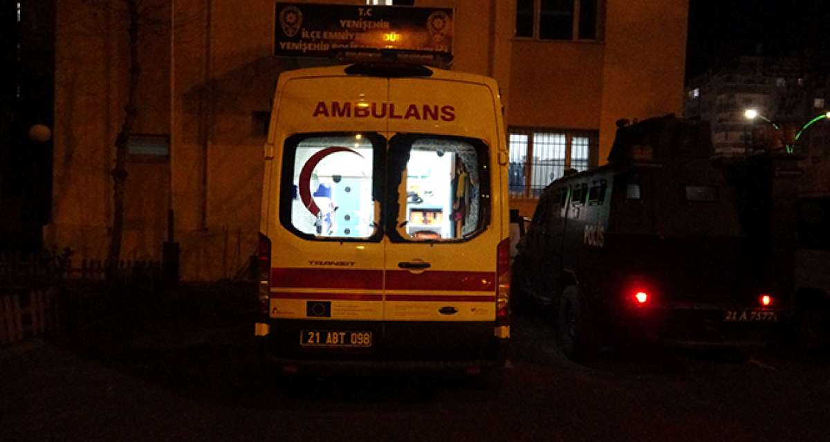 Diyarbakır'da ambulansa saldırı