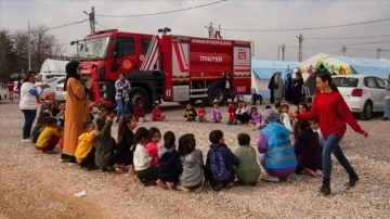 Diyarbakır'da çadır kentte depremzede çocuklar için etkinlik alanı oluşturuldu