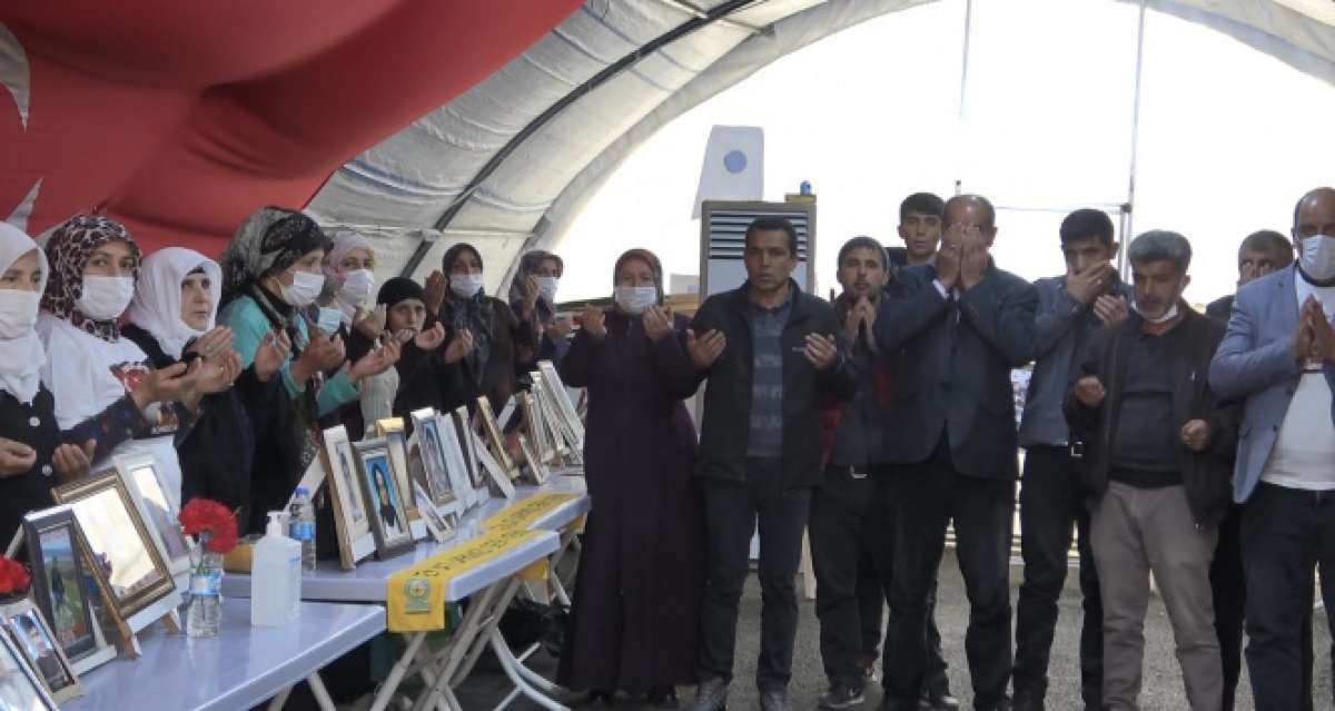 Diyarbakır'da evlat nöbetindeki aileler, Bakan Soylu'ya başsağlığı diledi