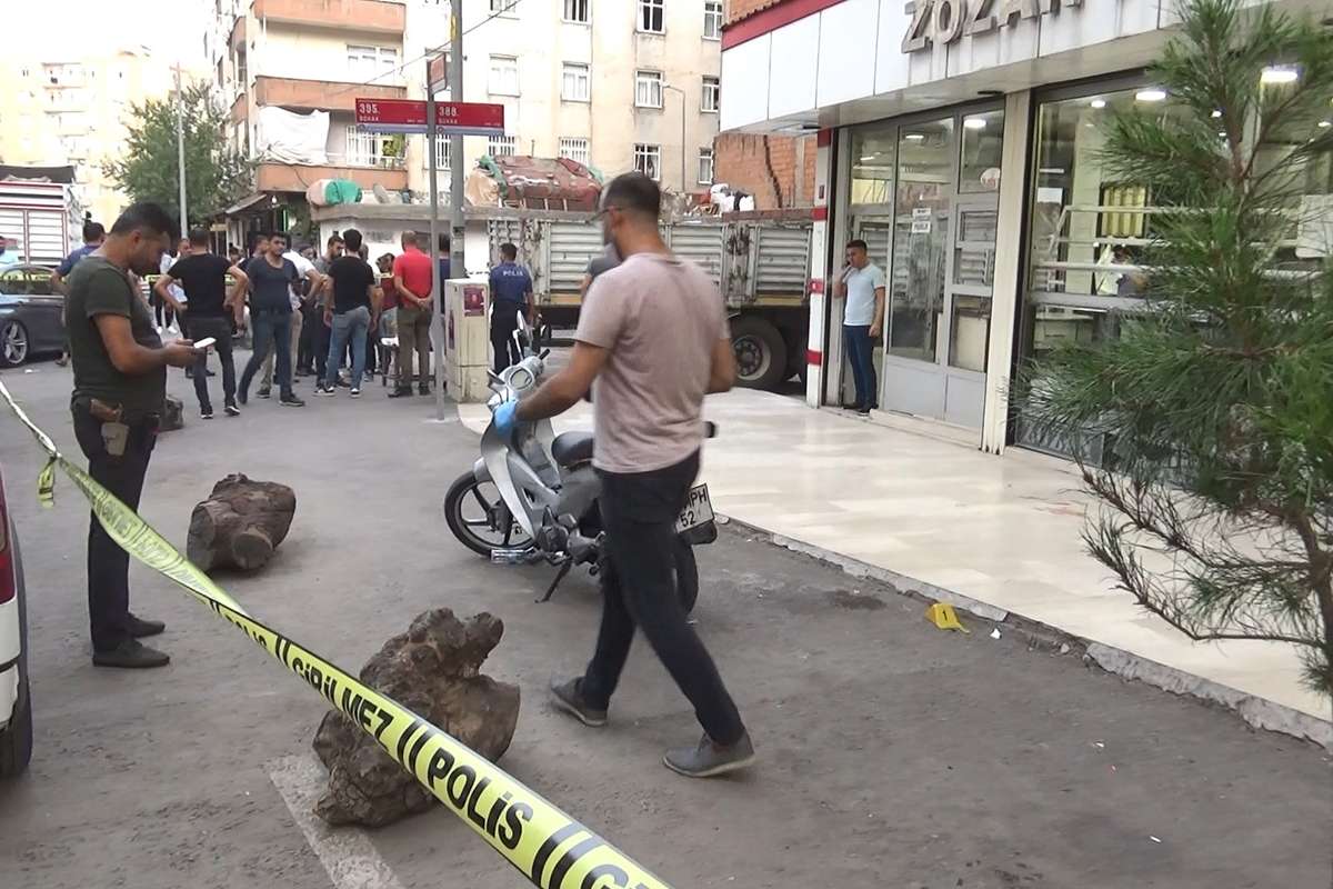 Diyarbakır'da iki grup arasında silahlı kavga: 5 yaralı