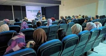 Diyarbakır’da kursiyerlere madde bağımlılığı semineri
