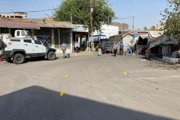 Diyarbakır'da pikap kiralama mevzusu kanlı bitti: 1'i ağır 6 yaralı