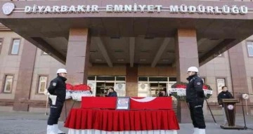 Diyarbakır’da trafik kazasında şehit olan polis memuru için tören düzenlendi