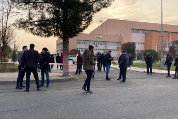 Diyarbakır’da üniversite personeline araçtan ateş açıldı: 1 yaralı