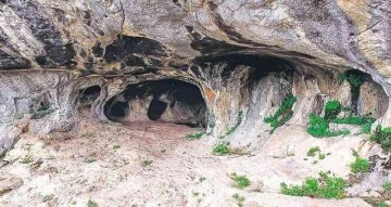 Döşemealtı’nda 3 yeni mağara keşfedildi