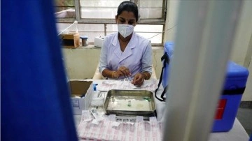 DSÖ Hindistan'da üretilen Covovax aşısının acil kullanımına onay verdi