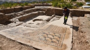 Dülük Antik Kenti'ndeki kazılar farklı dinlerin tarihine ışık tutacak