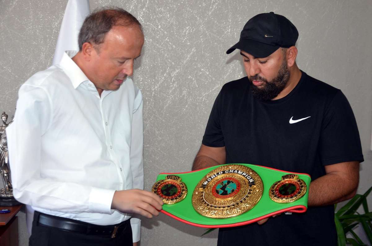 Dünya şampiyonu boksör Serdar Avcı: Bir dünya şampiyonluğu daha...