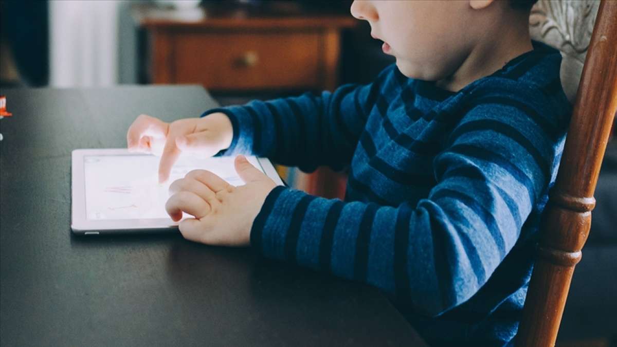 Ebeveynlere yol gösterecek 'Dijital Oyunlarda Mahremiyet Rehberi' yayımlandı