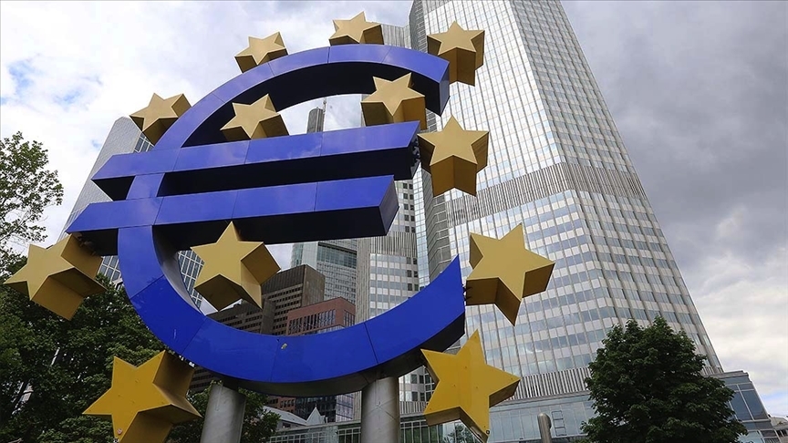 ECB'nin güvercin adımlarının ucu açık