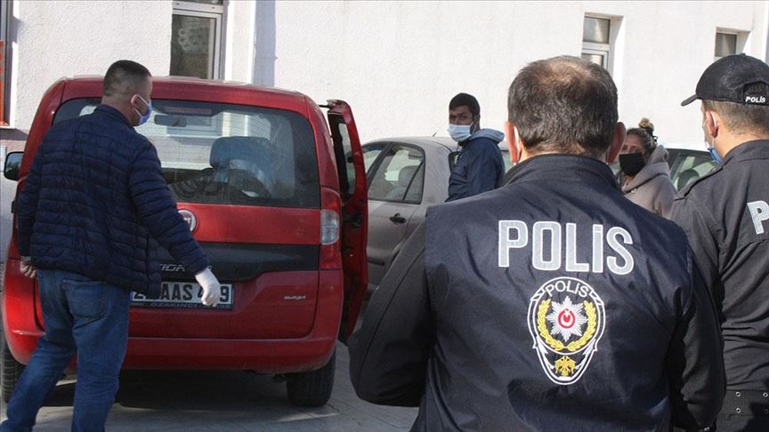 Edirne’de Kovid-19 tespit edilen kişi Nüfus Müdürlüğünde işlem yaparken yakalandı