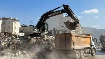 Eğitim-Bir-Sen'den deprem b&ouml;lgesiyle ilgili 'Şark hizmeti' talebi