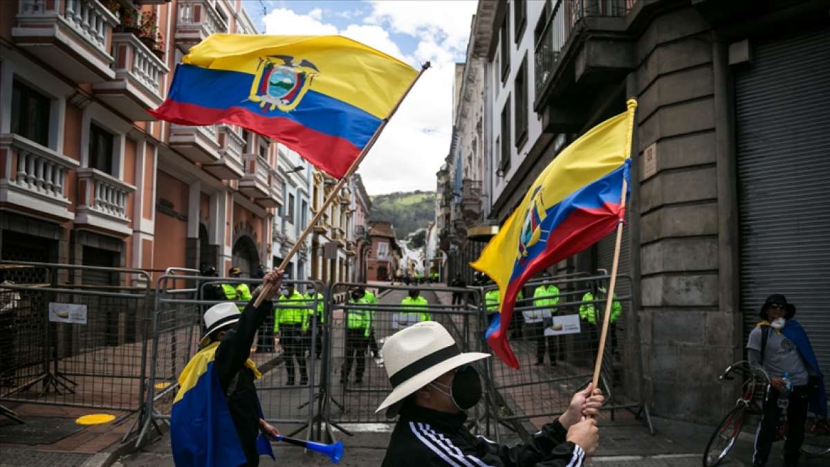 Ekvador halkı yeni devlet başkanını belirlemek için yarın sandık başına gidecek