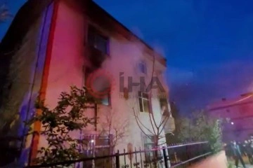 Elektrikli sobadan yangın &ccedil;ıktı: Uyuyanlar son anda kurtuldu