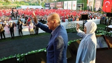 Emine Erdoğan: 15 Temmuz destanı, göğsü iman dolu bir milletin demokrasi zaferidir