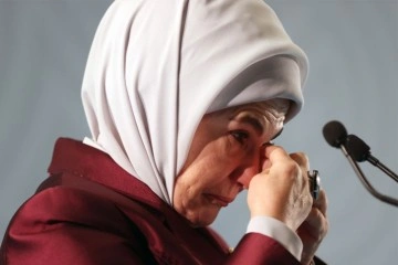 Emine Erdoğan’ın gözyaşları Filistinli çocuklar için aktı