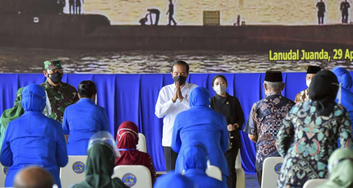 Endonezya Devlet Başkanı Widodo'dan batan denizaltı mürettebatının ailesine yeni ev sözü