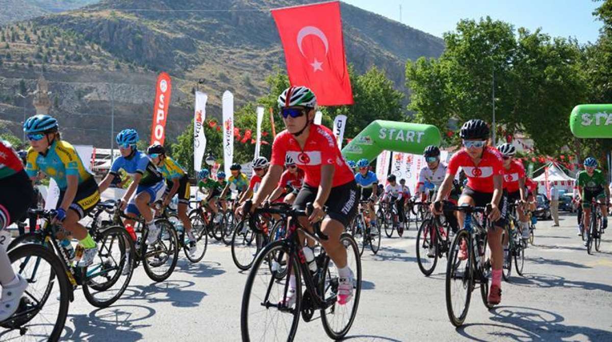 Erciyes 2021 Yol Bisikleti Yarışlarının Grand Prix Develi etabı...