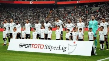 Ertelenen Beşiktaş - Antalyaspor ma&ccedil;ında 13 futbolcu forma giyemeyecek!