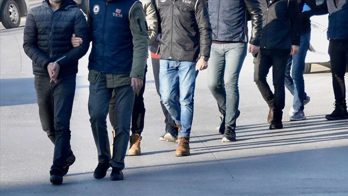 Erzincan merkezli FETÖ'nün TSK yapılanmasına yönelik operasyonda 9 şüpheli yakalandı