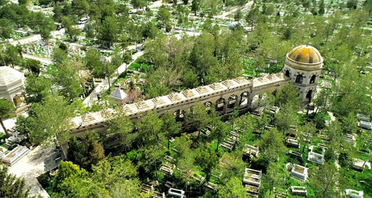 Erzincan'ın manevi mekânlarından Terzibaba havadan görüntülendi