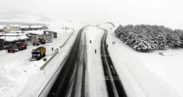 Erzincan’ın yüksek kesimlerinde kar yağışı