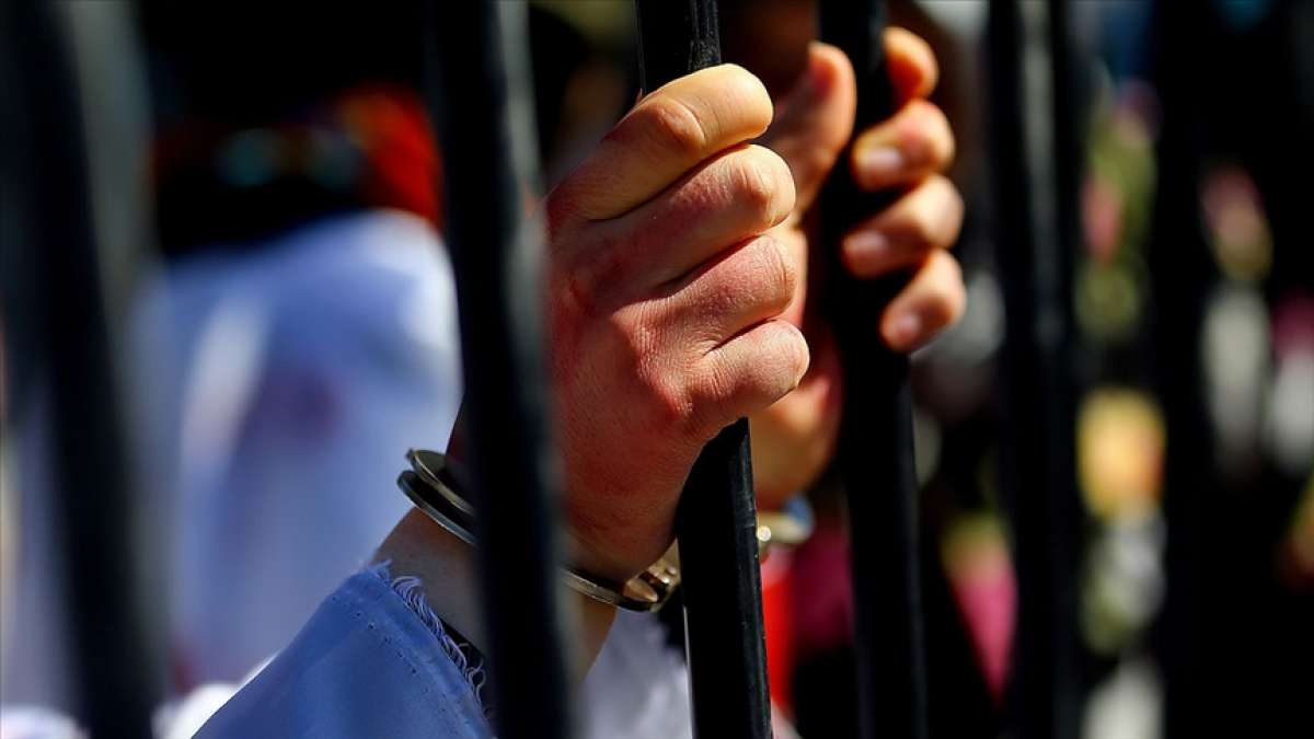 Esed rejiminin tam af yasası çıkardığı gün Deyrizor'da 59 kişi tutuklandı
