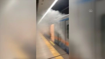Esenler'de metrodan dumanlar yükseldi, yolcular tahliye edildi